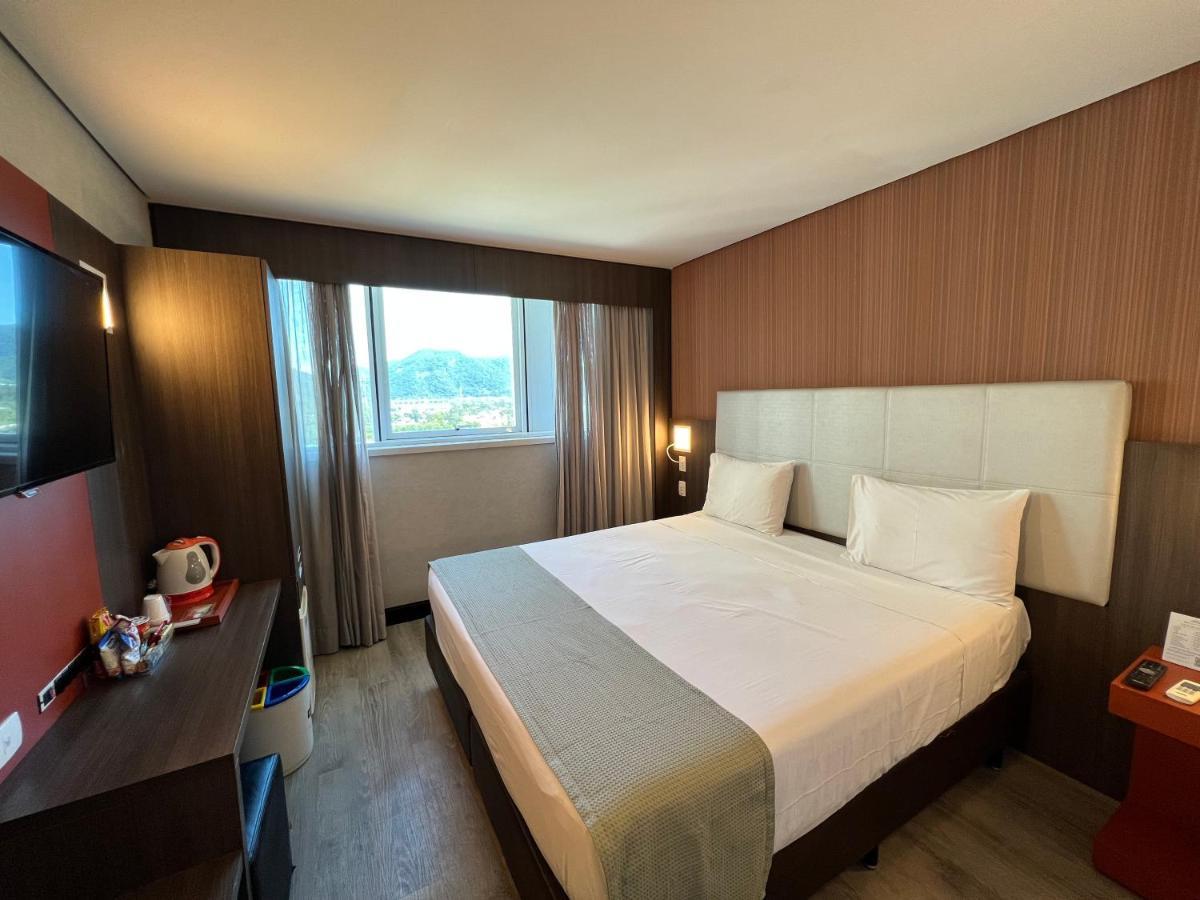 Quarto Queen Superior