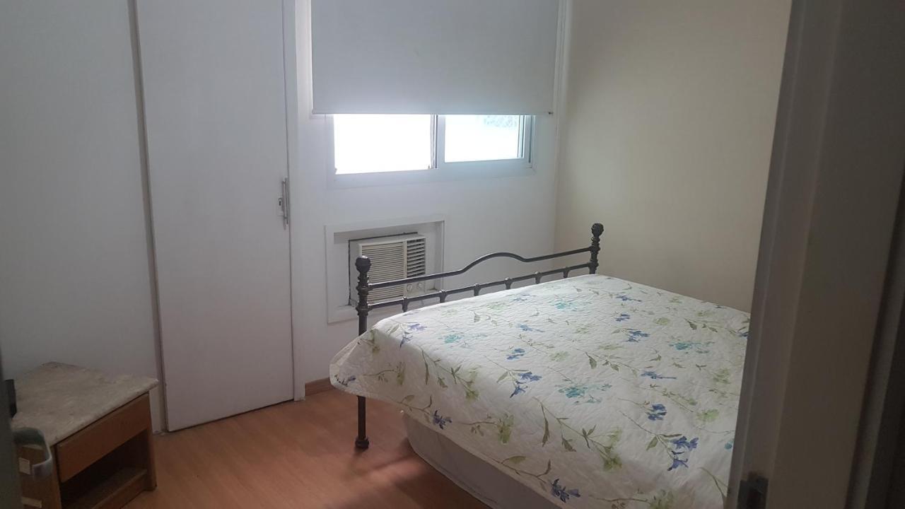 Quarto Duplo Standard com Banheiro Compartilhado