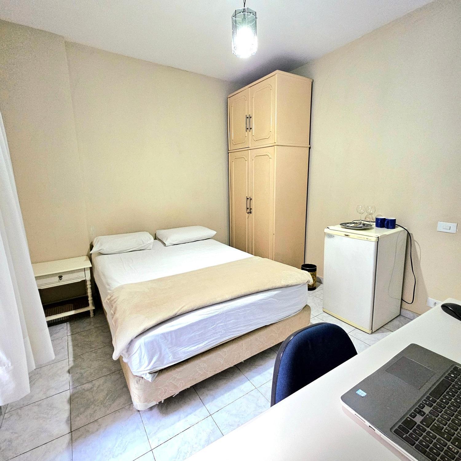 Quarto Duplo Econômico