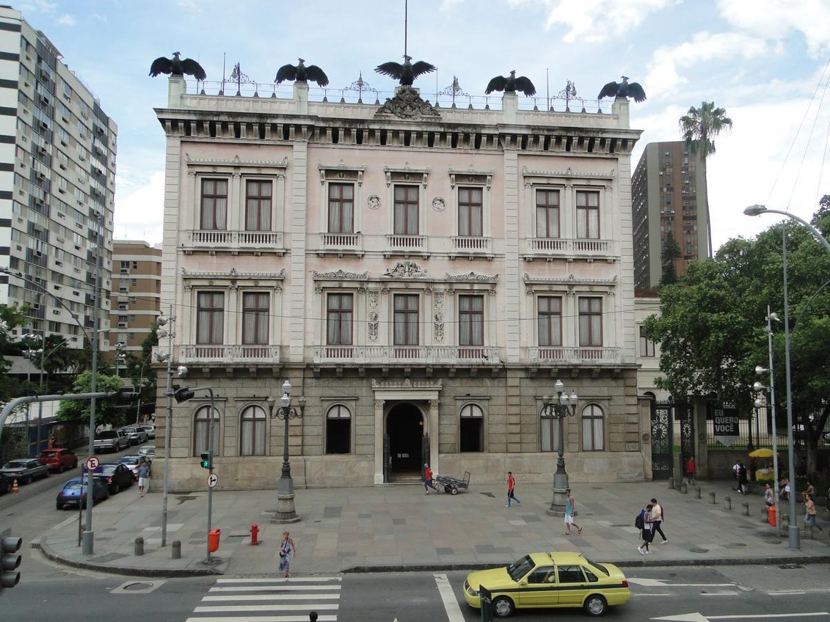 Apartamento com Vista das Montanhas