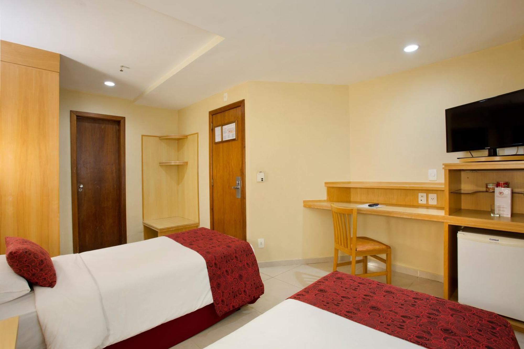 Quarto Twin Standard