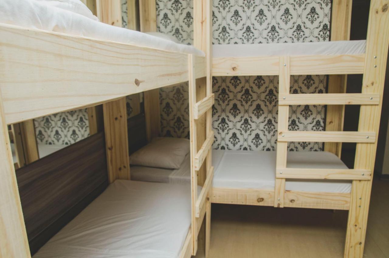 Cama em Beliche num Dormitório Misto