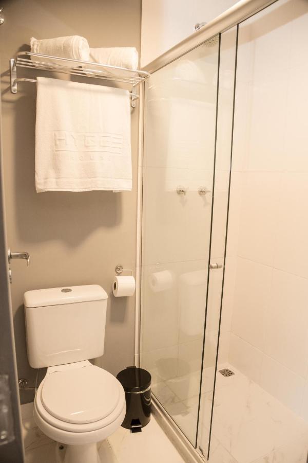 Suite com Varanda