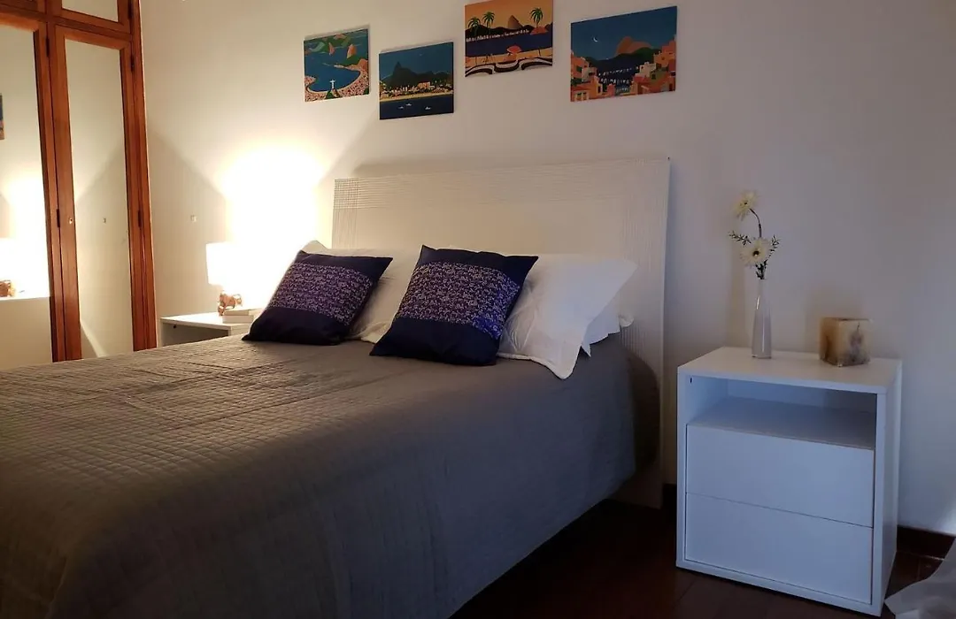 Vista DE CINEMA do 19 andar da Praia BARRA da TIJUCA - Portaria 24h, Estacionamento, Wi-Fi 35mbps, Ar Condicionado - BANHEIRO RECEM REFORMADO-1