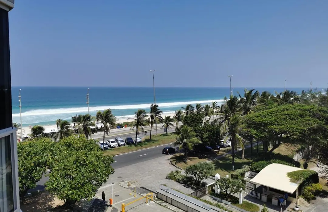 Apartamento frente mar, Posto 5 - Barra da Tijuca-1