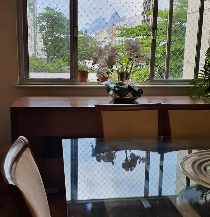 Apartment Arpoador Comfort - 3Qtos - Internet Fibra 200Mbps - 150m da Praia do Arpoador 300m e da de Ipanema e Copacabana-1