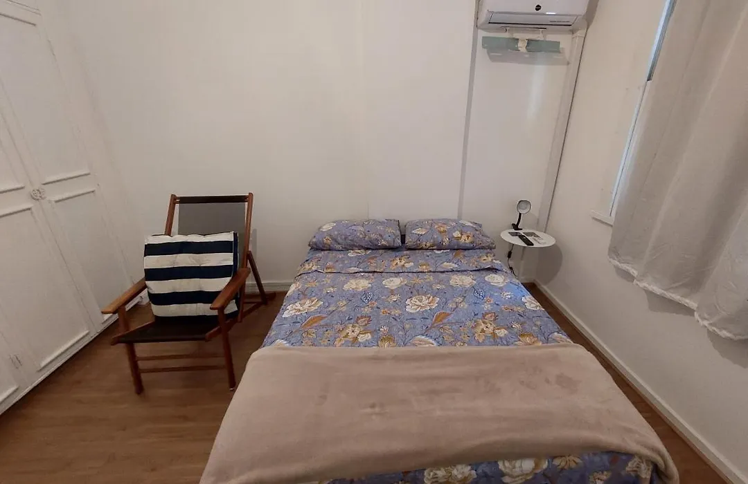 Quarto em Copacabana, Rio de Janeiro-1