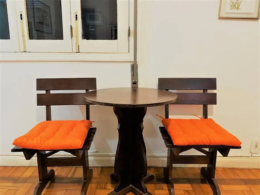Apartamento Acolhedor na Avenida Atlântica-1