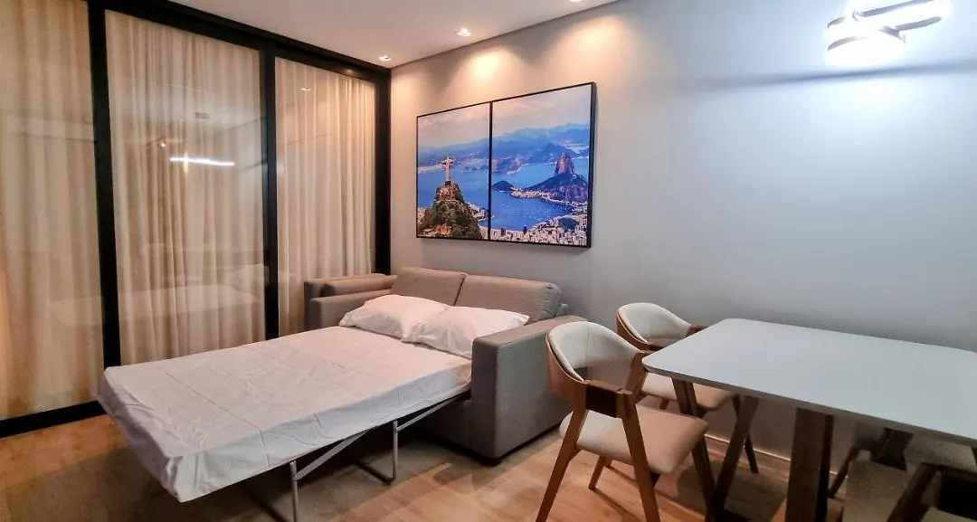 Esplêndido e Moderno Copacabana - 3 quadras da praia e metrô - ar condicionado-1