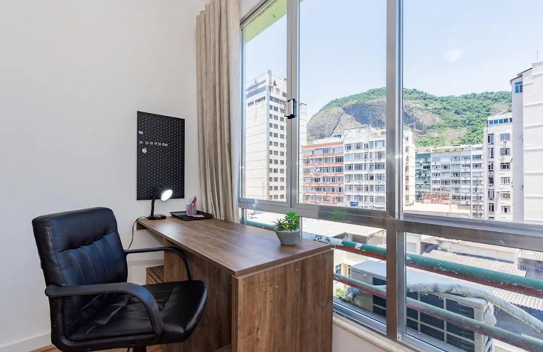 Luxo Copa Moderno Studio-1