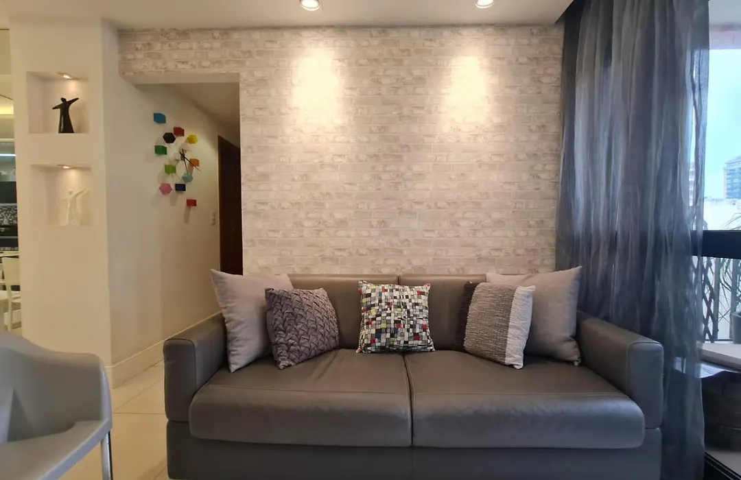 2 Bedrooms 2 Baths Apartment. 3 Blocks From Ipanema Beach. Prime Location.-1