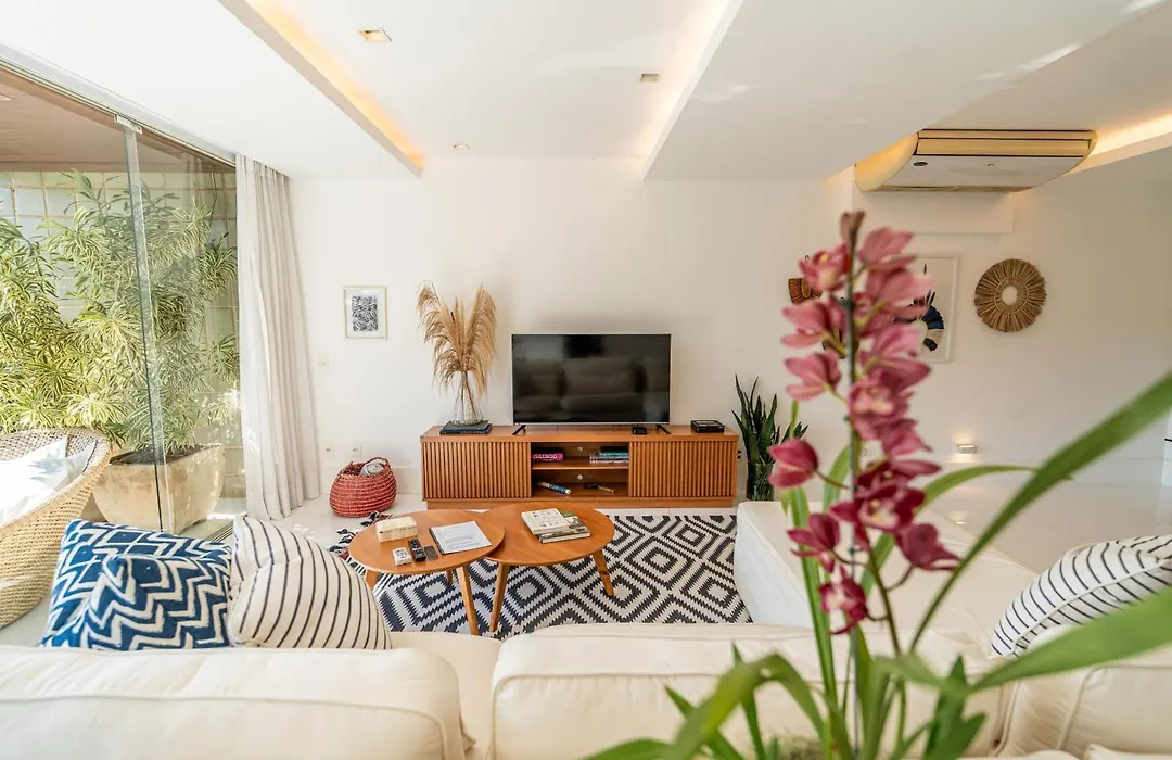 Unbelievable Ph, Leblon! Amazing View And Privacy!-1