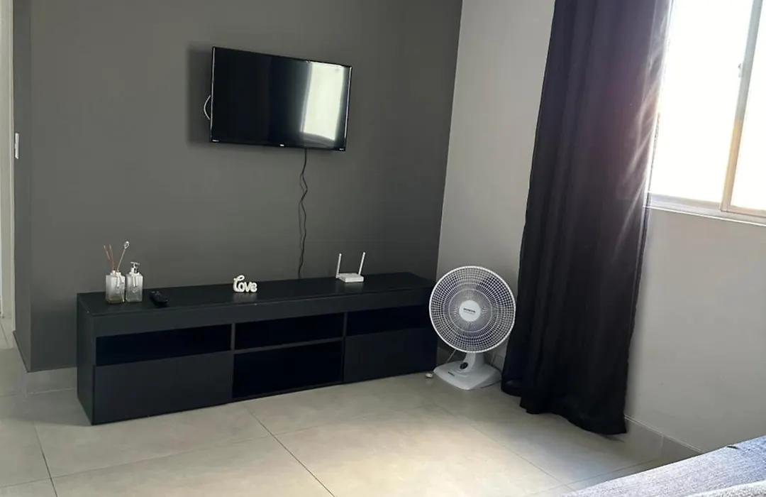 Apartamento novo ao lado do Rio Centro!-1