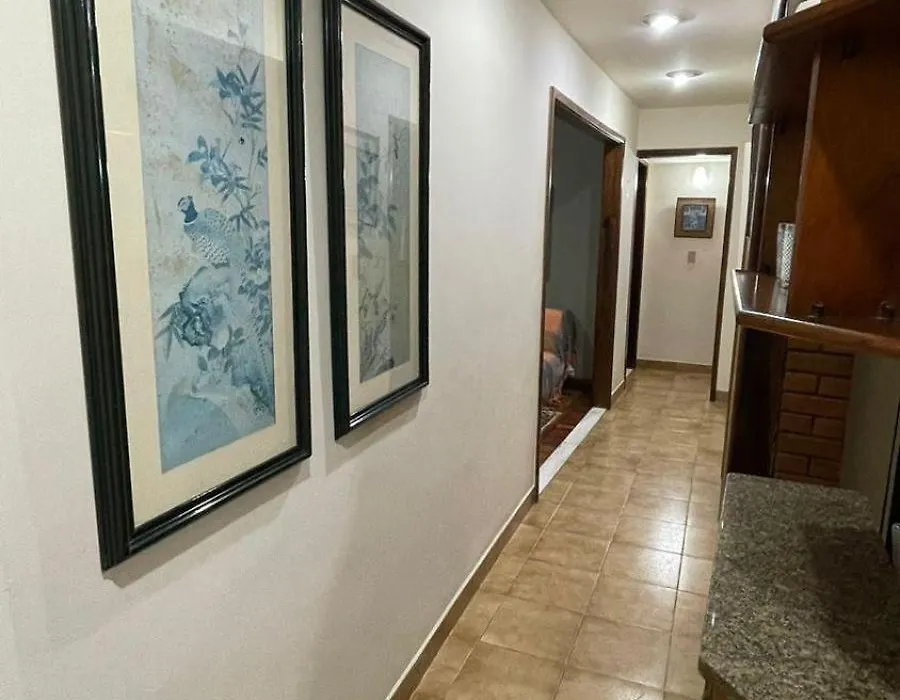 Copa, 100 metros praia, 2 qtos, 6 pessoas, posto 4-1
