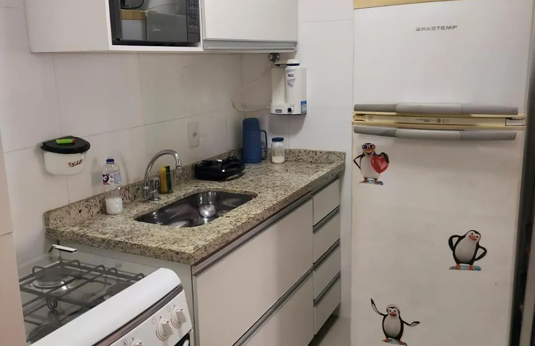 Encantador apartamento em Copacabana a 100m praia-1