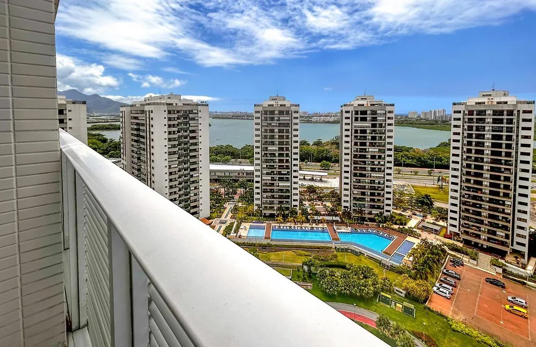 Apto com vista para a Lagoa na Barra da Tijuca RJ-1