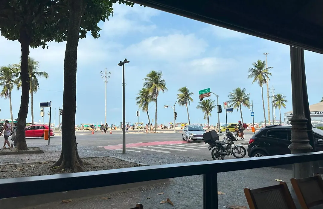 Apartamento pé na Areia - Copacabana-1