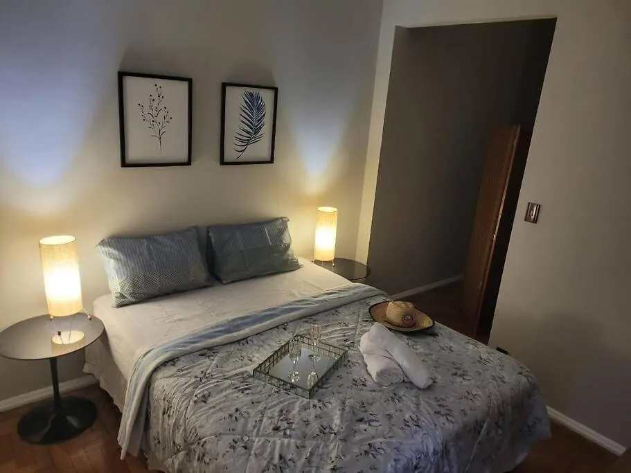 Excelente apartamento em Copacabana com 2 quartos-1