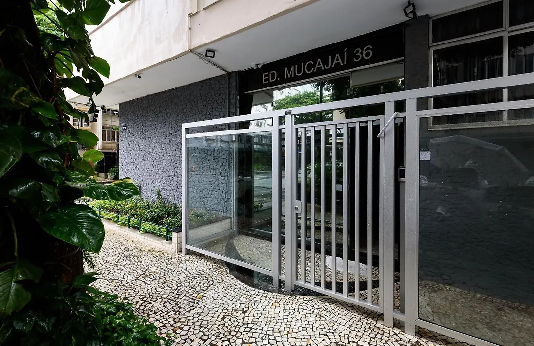 Studio Moderno A 300M Da Praia | Rp 36/201-1