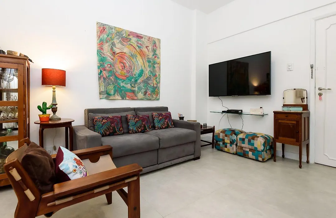 Apartamento Em Ipanema A 350M Da Praia | Bt 82/108-1