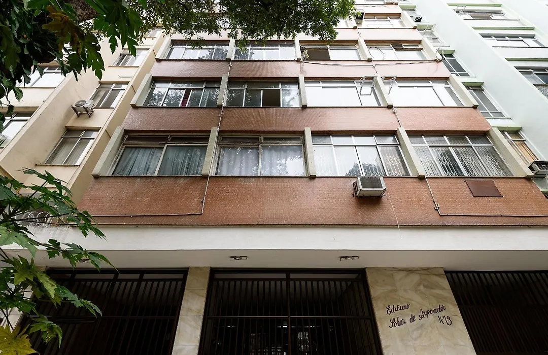 2 Quartos Em Copacabana Com Garagem | Bc 473/704-1