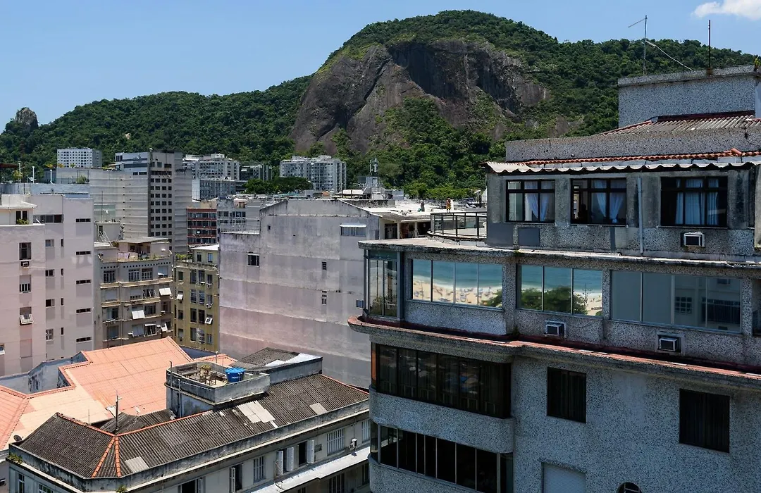 Apartamento A 100M Da Praia | Nsc 115/1403-1