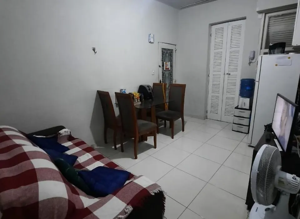 Apto UMA QUADRA DA PRAIA, LEME ZONA SUL RJ-1