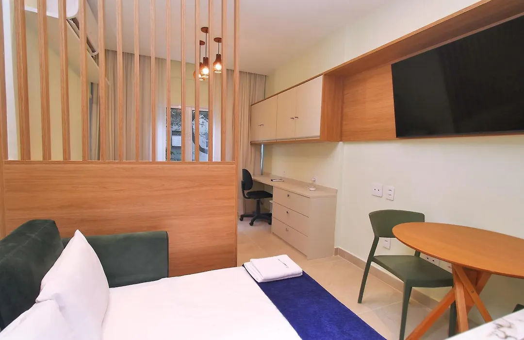 Luxuoso e moderno studio em Copacabana-1