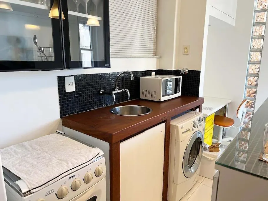 Cozy And Practical Flat In Ipanema-1