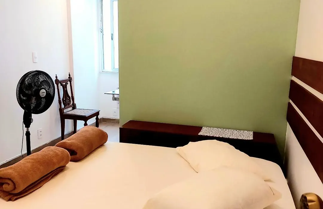 Apartamento de 2 quartos a 3 min da Praia de Copacabana-1