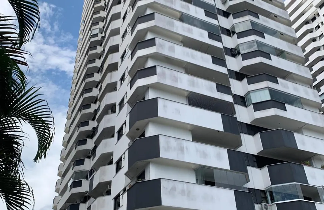 Apartment In Barra Da Tijuca-1