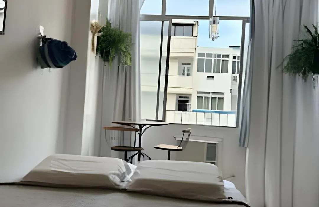 Apartamento em Copacabana a 100 metros da Praia-1