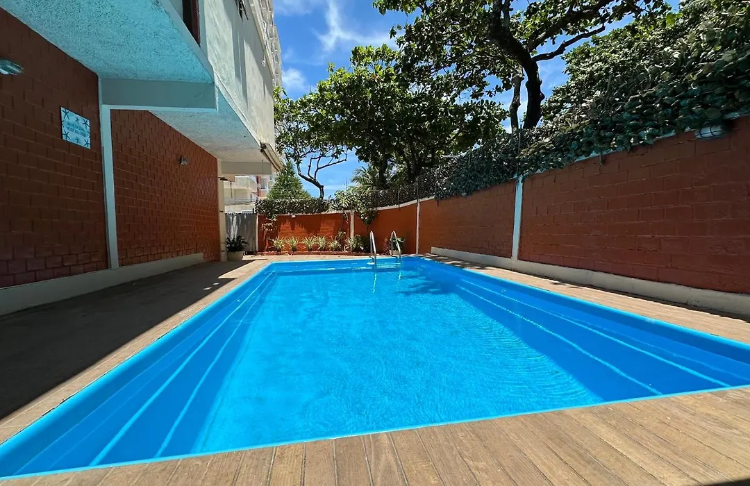 Casa com piscina e churrasqueria privativa na praia do Pepê a apenas 80 metros do mar-1