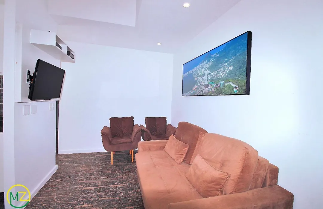 Sala quarto c/ 2 banheiros para 4 pessoas-1