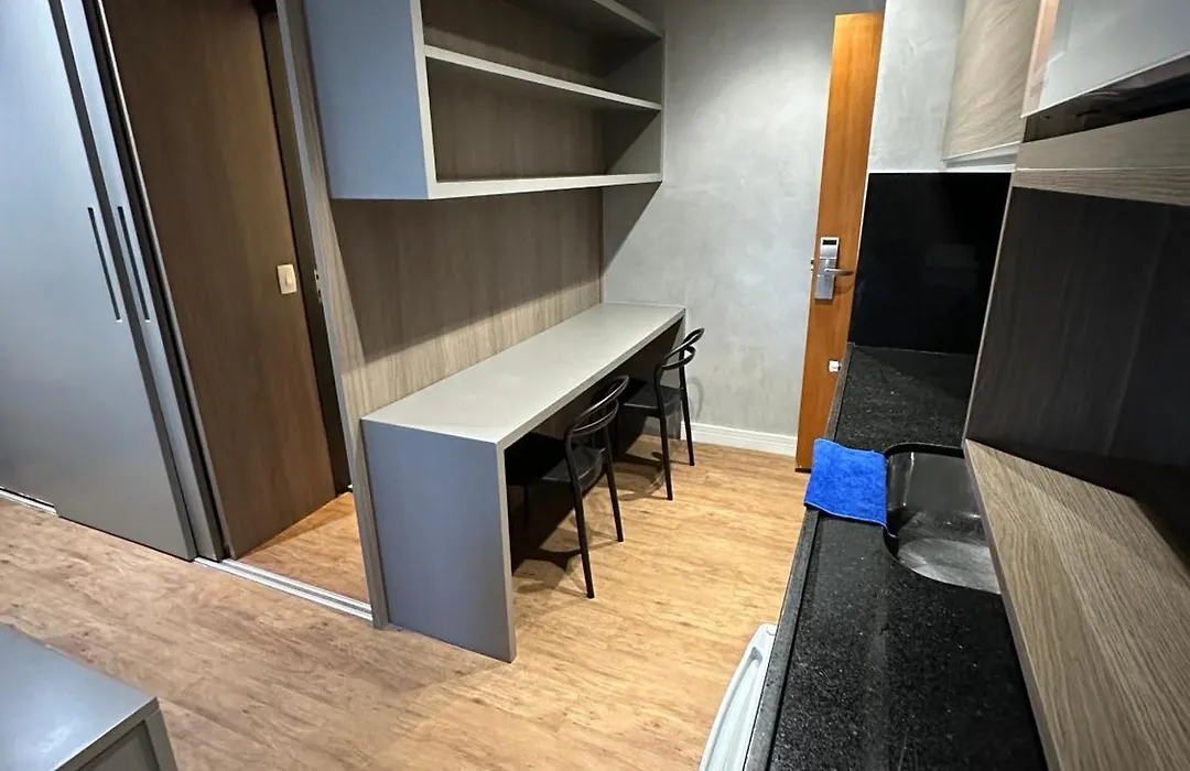 Flat na Barra da Tijuca - Premium - Com Cozinha, Microondas, Estacionamento, Balsa para Praia, Academia, Muito lindo, Confortável e Aconchegante-1
