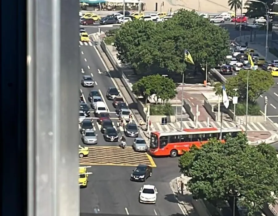 Copacabana com vista para a Praia Próx aos grandes eventos-1