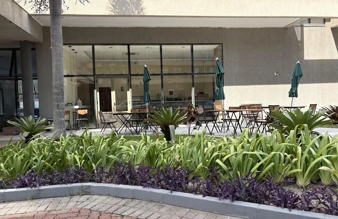 Apart Hotel - Riocentro/Rock in Rio c/ArCond. Frigobar, Garagem, Mercadinho, Cafeteria-1