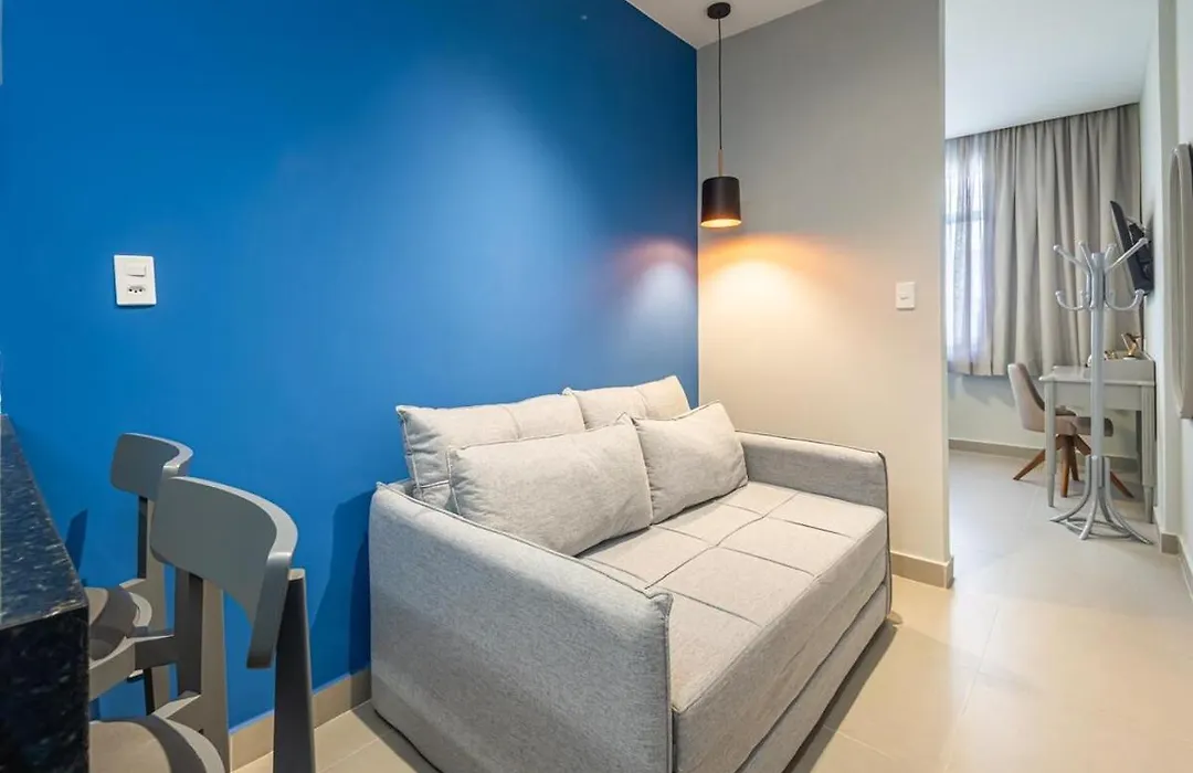 Moderno Apartamento em Copacabana 300 Metros da praia-1