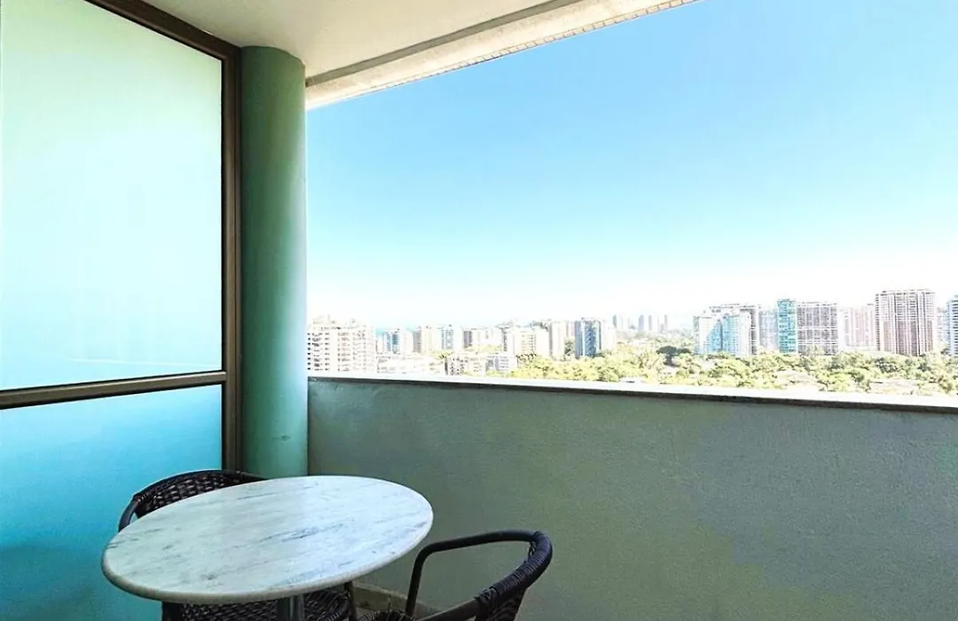 Apartamento com Estrutura de Hotel na Barra-1