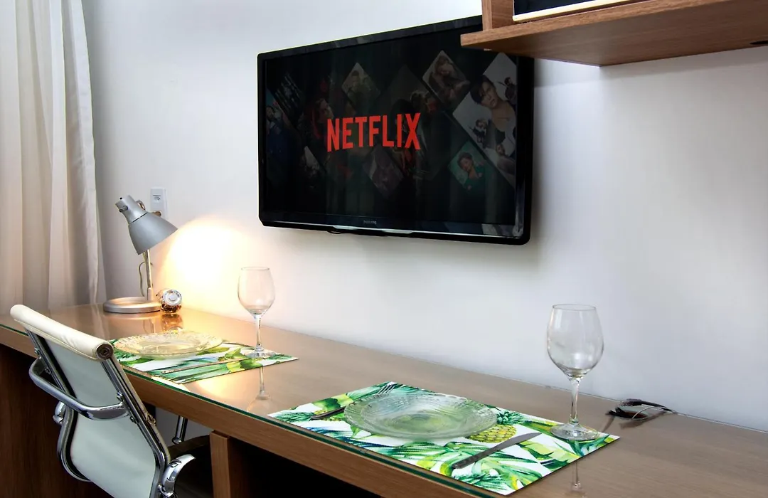 Verano Stay suíte com garagem, wi-fi 400 MB, perto Arena e Parque Olímpico-1
