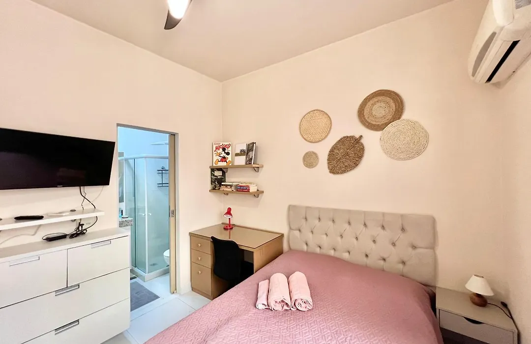 Apartamento pertinho da praia e do metrô-1