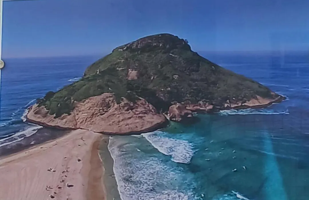 Apt com Varanda 2 qdras Praia Pontal-1