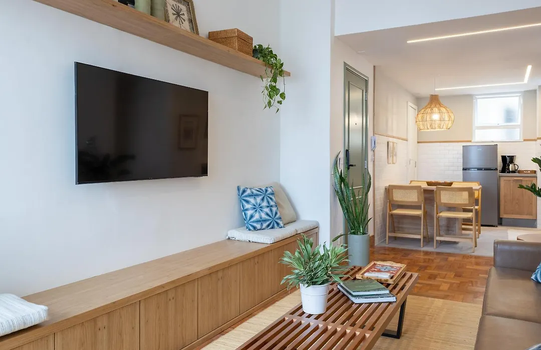 Apartment In Leme 2 Min From The Beach-1