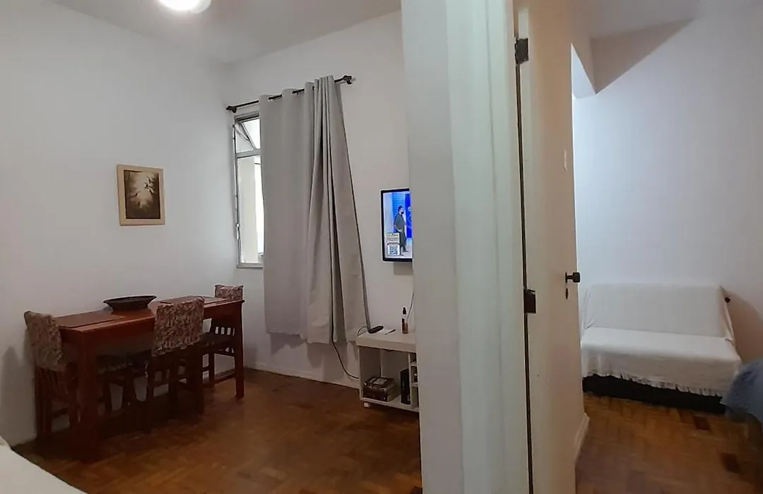 Gloria' Loft-1