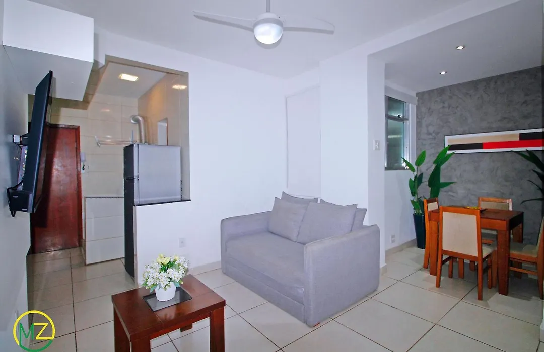 Ótimo 2 quartos na quadra da praia para 6 pessoas-1