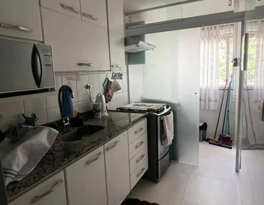Apartamento com Quarto para hóspedes Evento CIS-1
