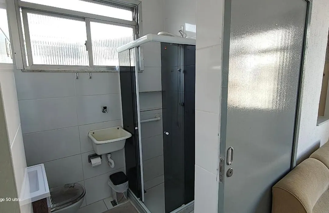 Apartamento Amplo 44m2 Copacabana - 2 quadras da Praia-1