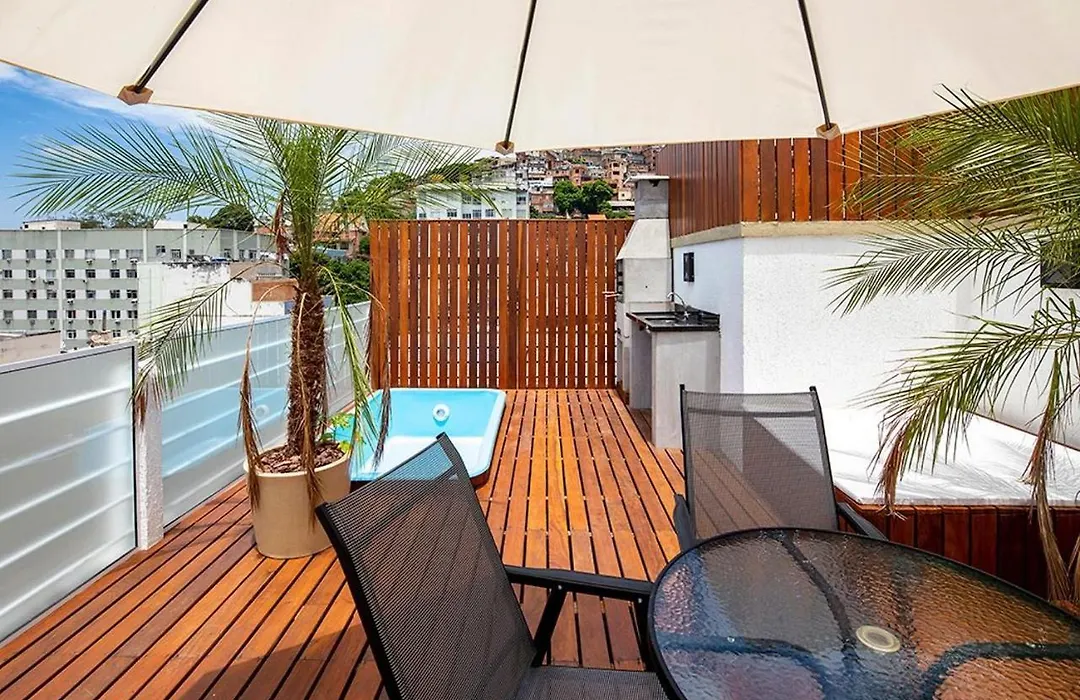 Cobertura Alto Luxo com Terraço, BBQ e Piscina - 6 Quartos-1