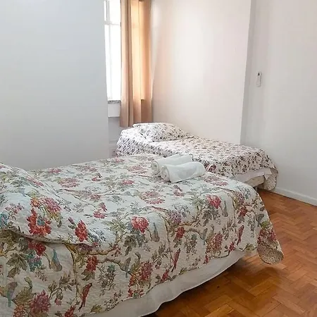 Apartamento quadra da praia em Copacabana-3