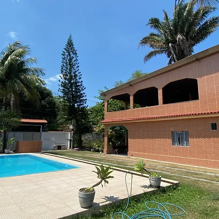 CASA inteira entre Guaratiba e Campo Grande, Rio de Janeiro, RJ - a 40 min da praia, próximo ao Estádio Miecimo da Silva e Park Shopping-Ideal para descanso, encontros, festa e lazer-3000 m2-2